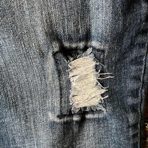 Maurice’s - sz 16 short - Picture 5 of 11